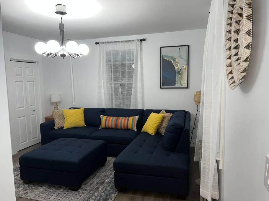 Charming 3BR, 1BA Near Heart of Boston! - B&B