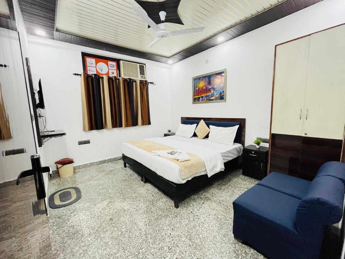 B&B Nuova Delhi - Roomshala 166 Hotel You Own - Vikas Puri - Bed and Breakfast Nuova Delhi