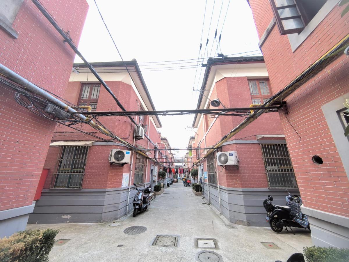 Yi Du Home-300m to People's Square & Metro -Credit Cards OK - Chambres d'hôtes Shanghai