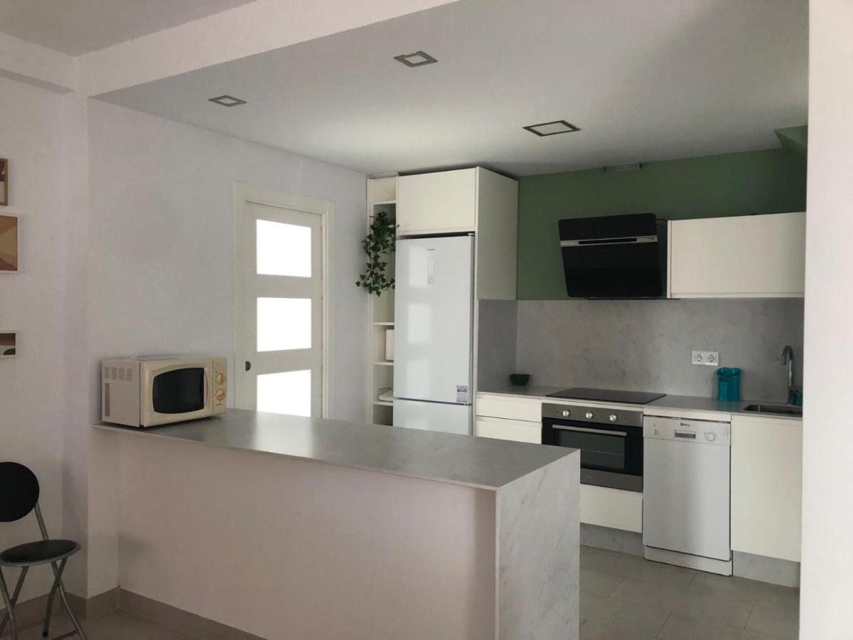 Apartamento muy cerca de la PLAYA LA ANTILLA - B&B