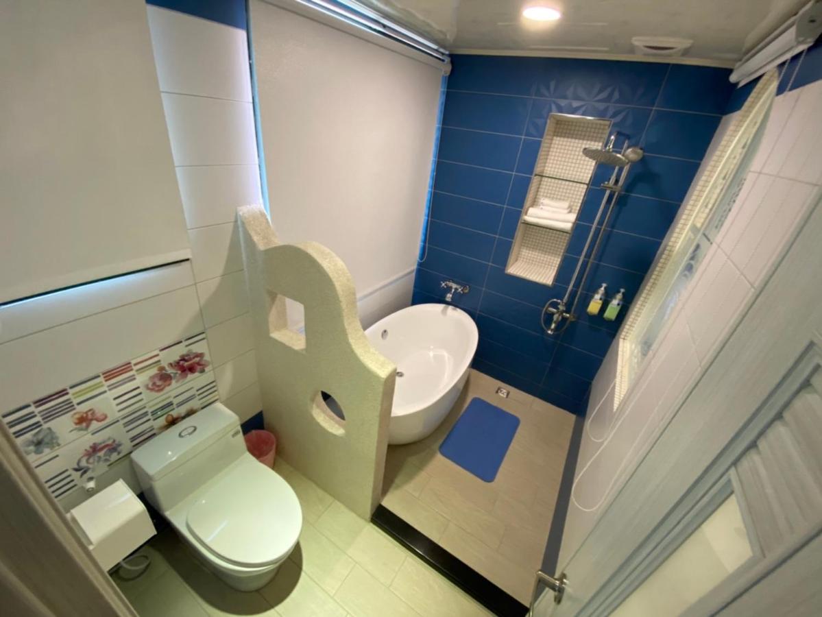 Doppelzimmer mit Balkon und Meerblick