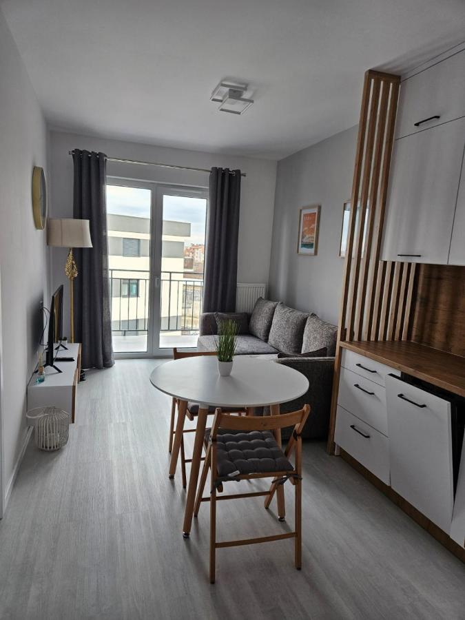 Apartament - Osiedle Przylesie - Bed and Breakfast