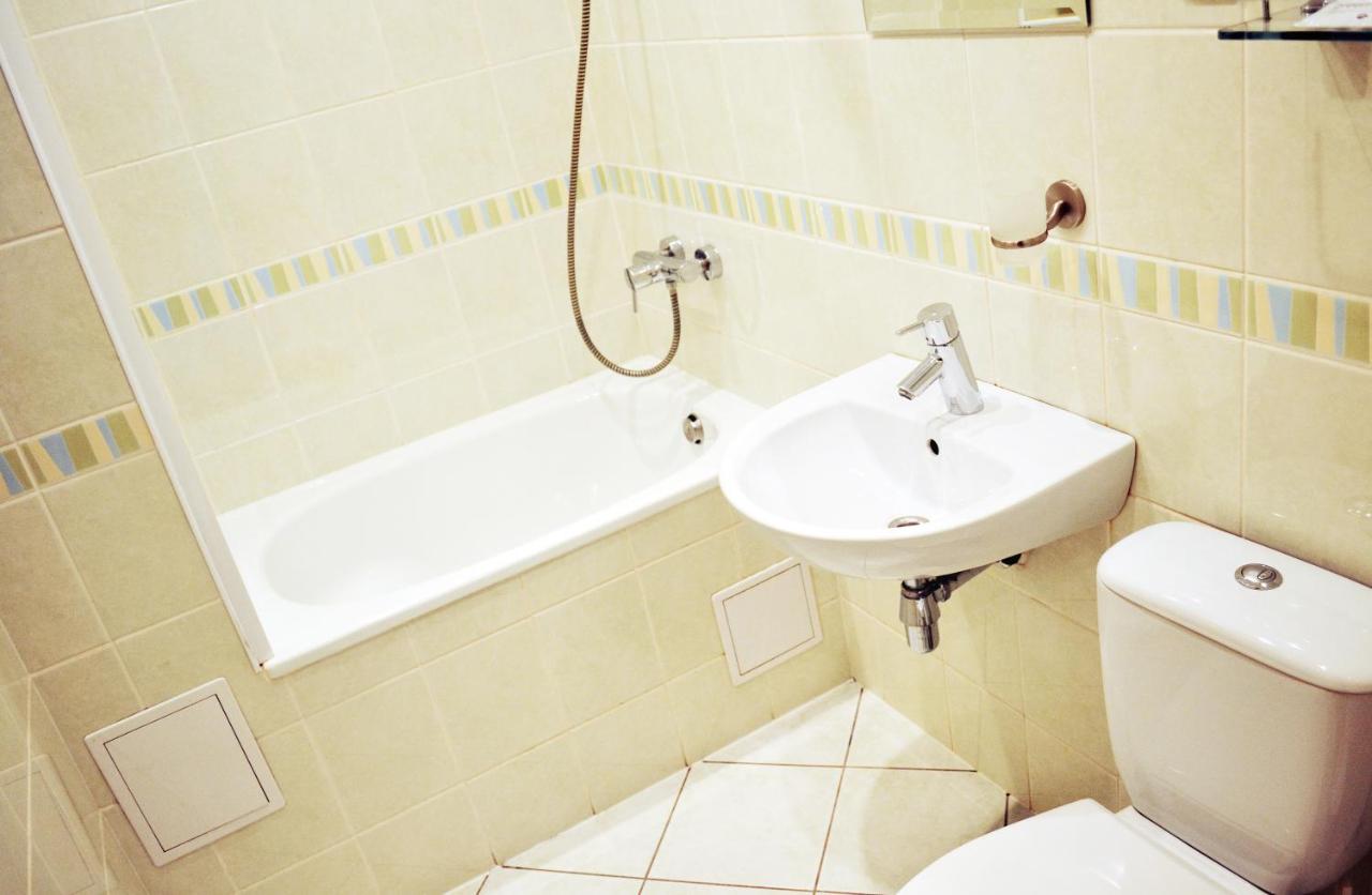 Double Room with Private External Bathroom