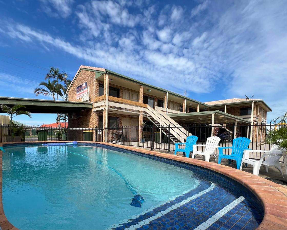 B&B Caloundra - Golden Beach Motor Inn, Caloundra - Bed and Breakfast Caloundra