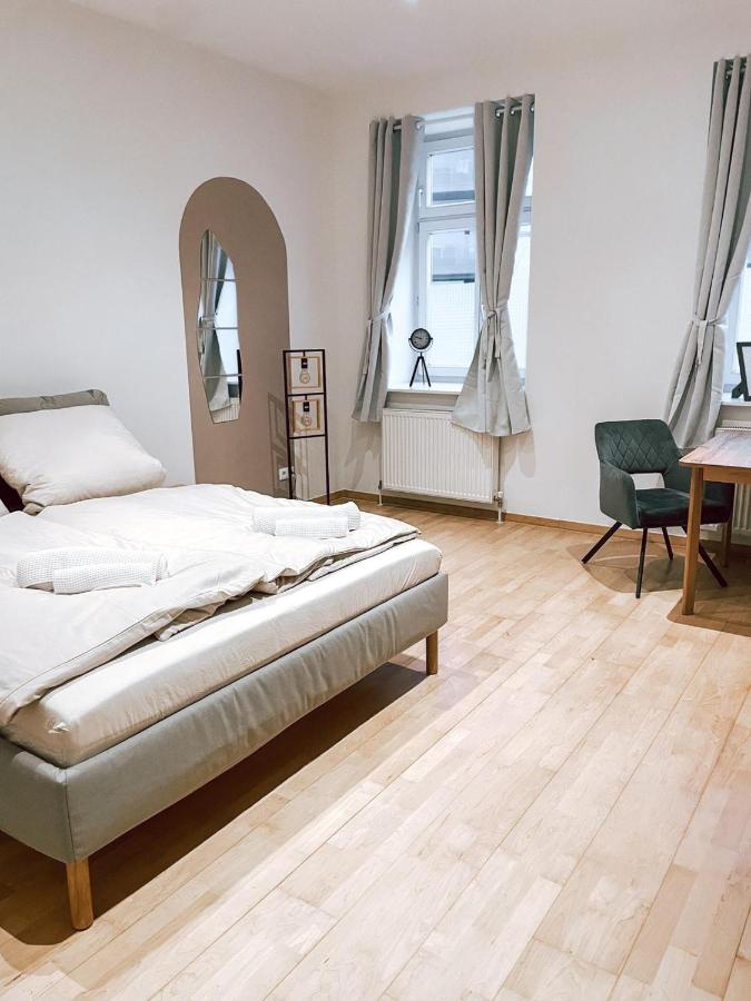 B&B Vienna - Wunderschönes Apartment nähe Schönbrunn - 2 Pers - Bed and Breakfast Vienna