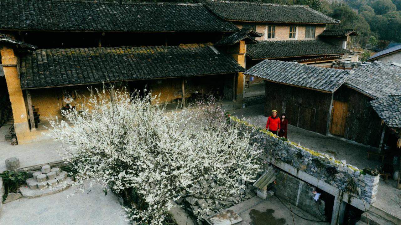Nhà Cổ Lao Xa Homestay Hmong & Bungalow air conditioner - B&B