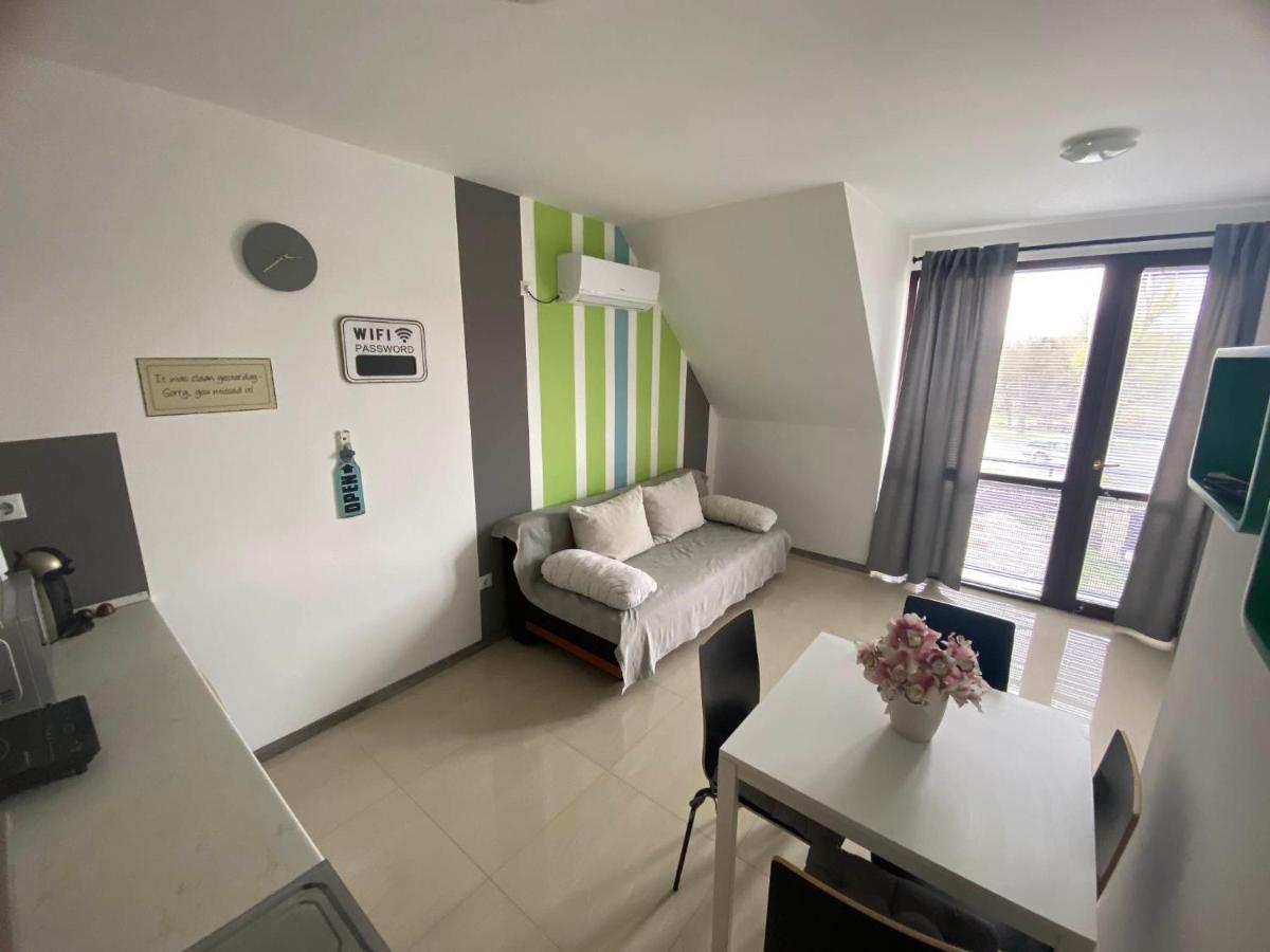 Lexy family apartman - B&B