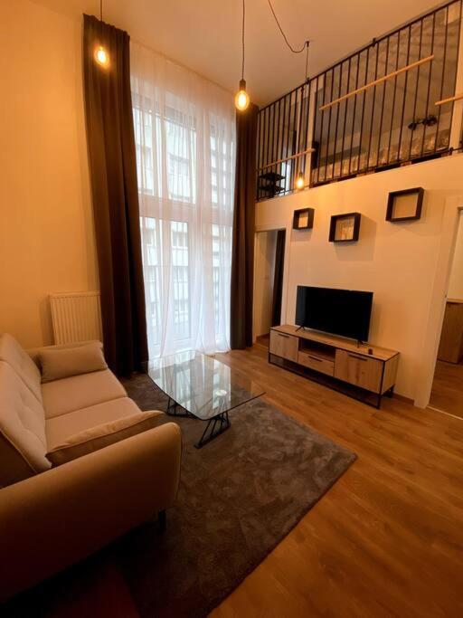 B&B Bratislava - Kramare 303 - Bed and Breakfast Bratislava