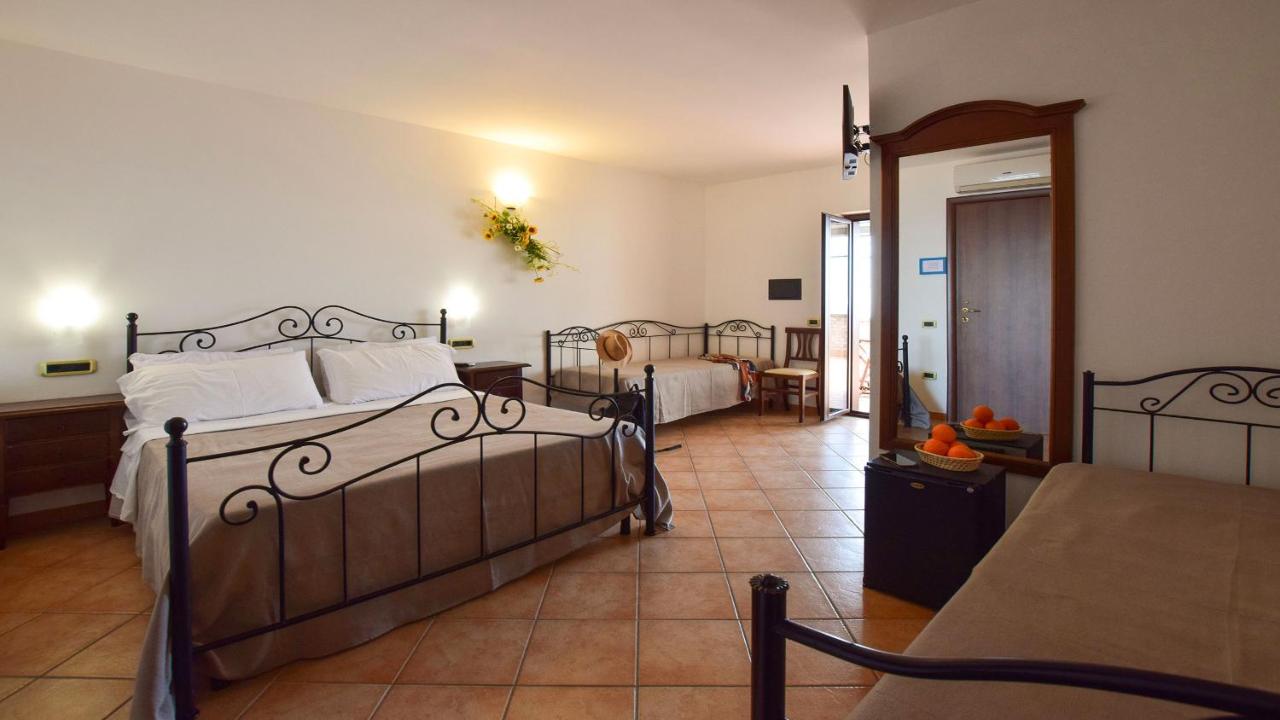 Quadruple Room with Sea View