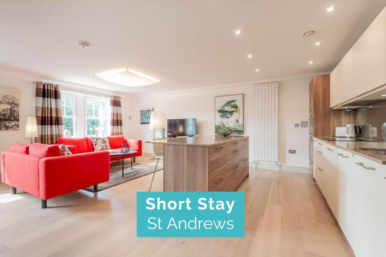 B&B St Andrews - Kinness House, Luxury Apartment with Parking - Bed and Breakfast St Andrews