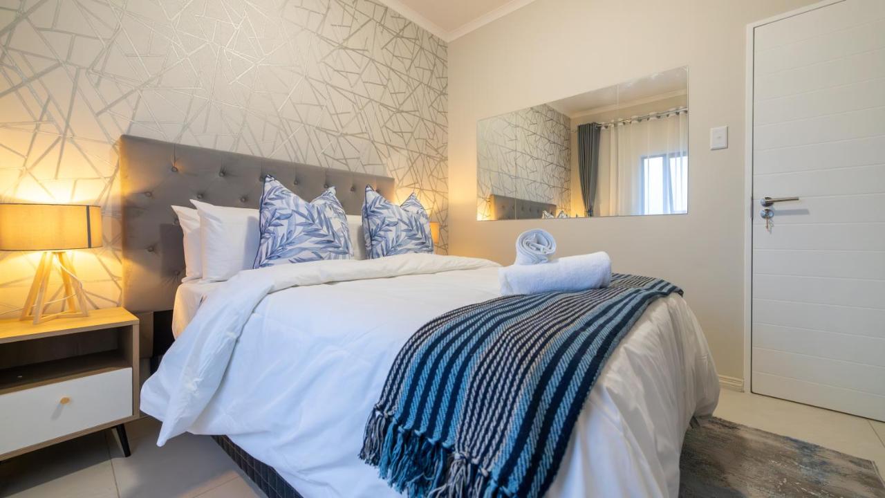 B&B Midrand - Chic Modern Midrand Escape - Bed and Breakfast Midrand