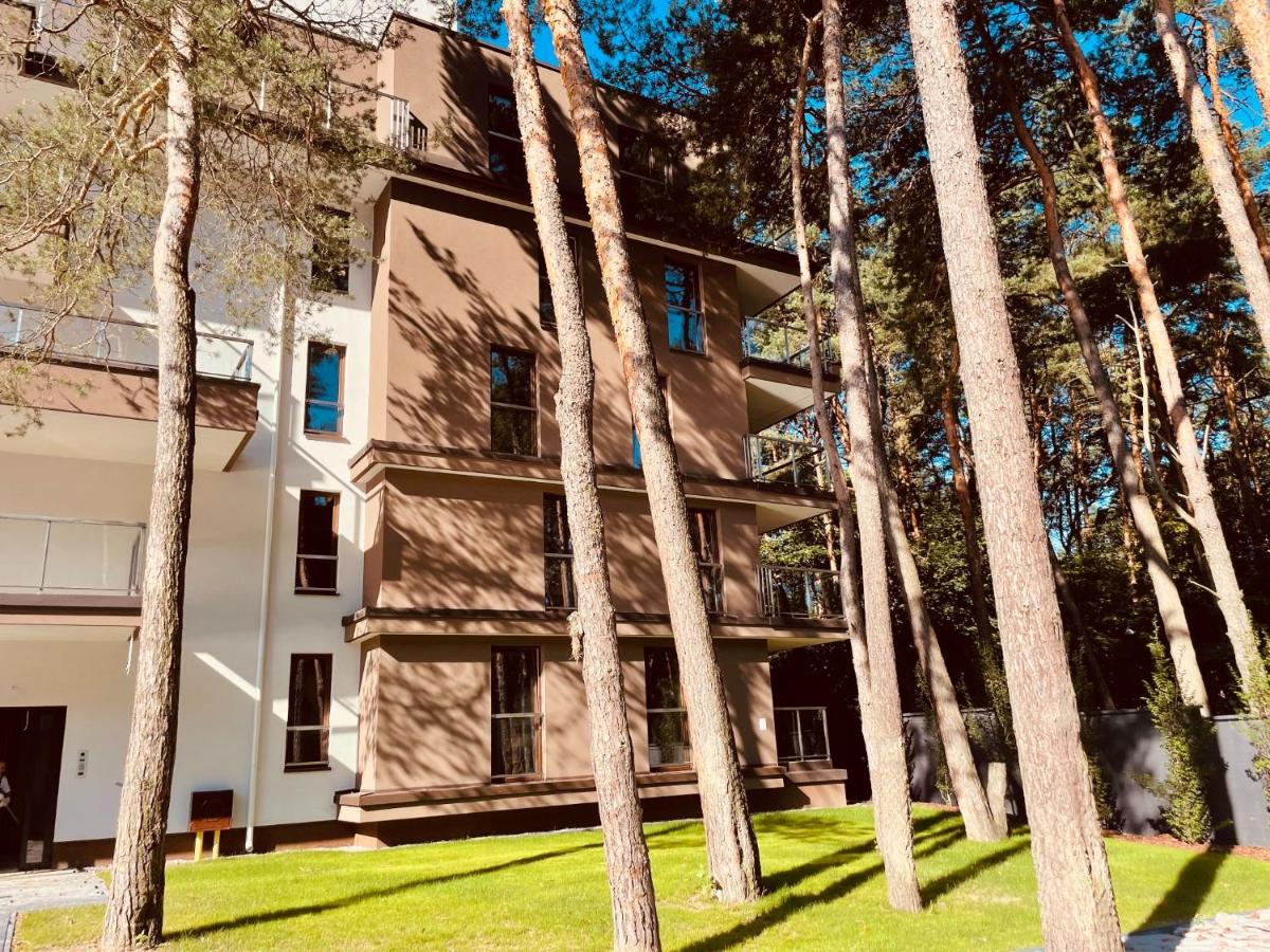 Sosnowy "3" ,Baseny Tropikalne, Ładowarka do elektryków, Faktura, Parking - B&B