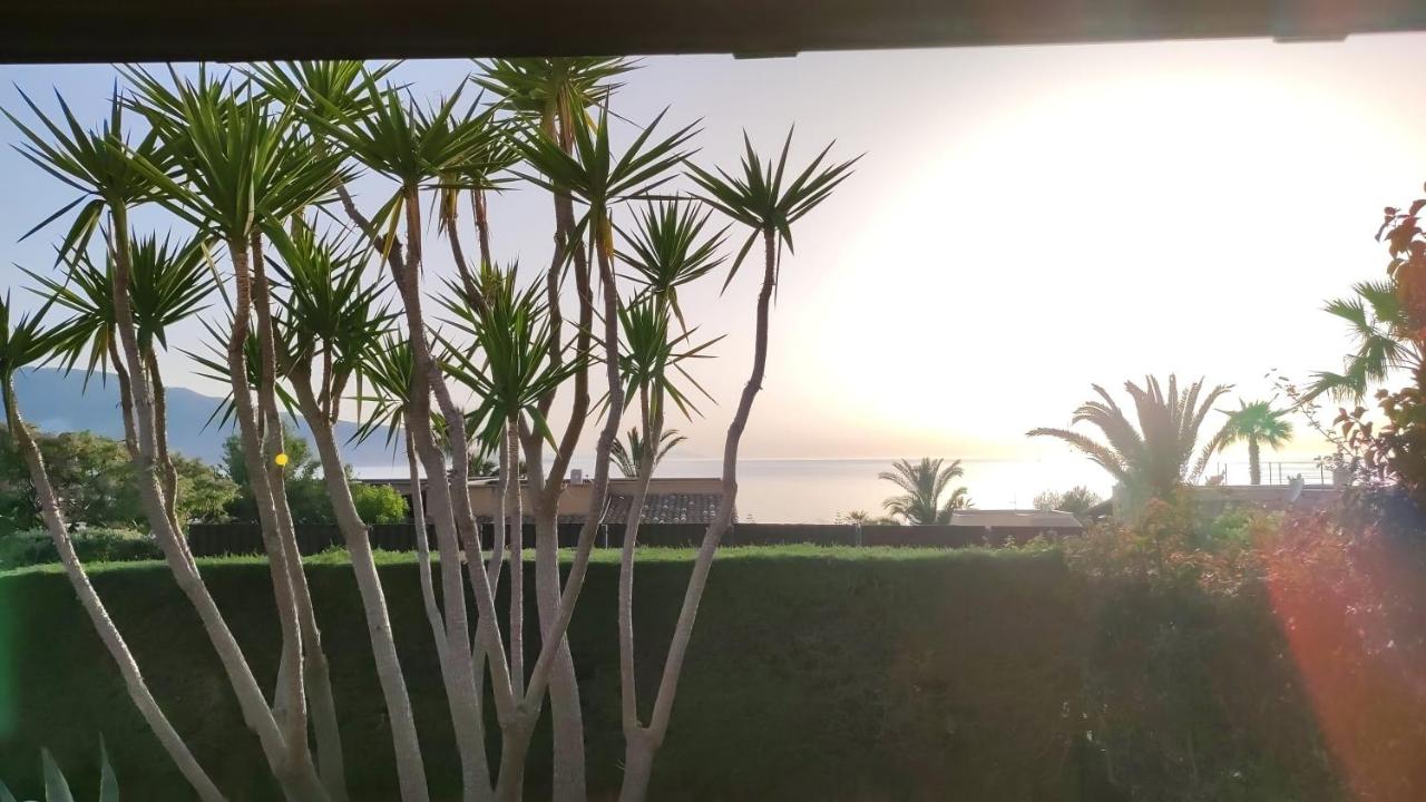 Villa Azzurromare - Cornino Custonaci - B&B