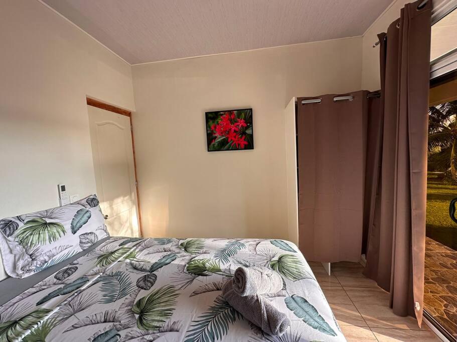 TVH LODGE MOOREA accès mer FARE HO'E - B&B