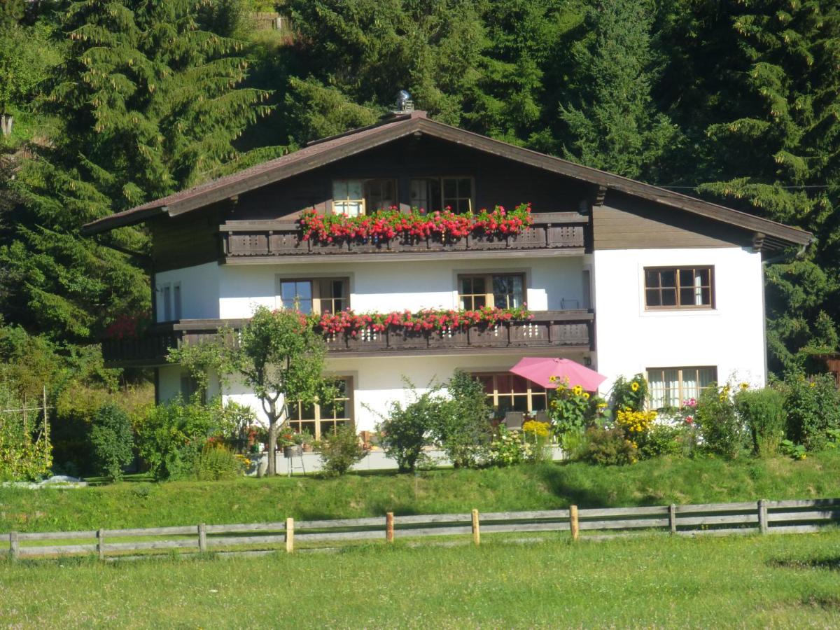 B&B Flachau - Haus Andrea Unterberger - Bed and Breakfast Flachau