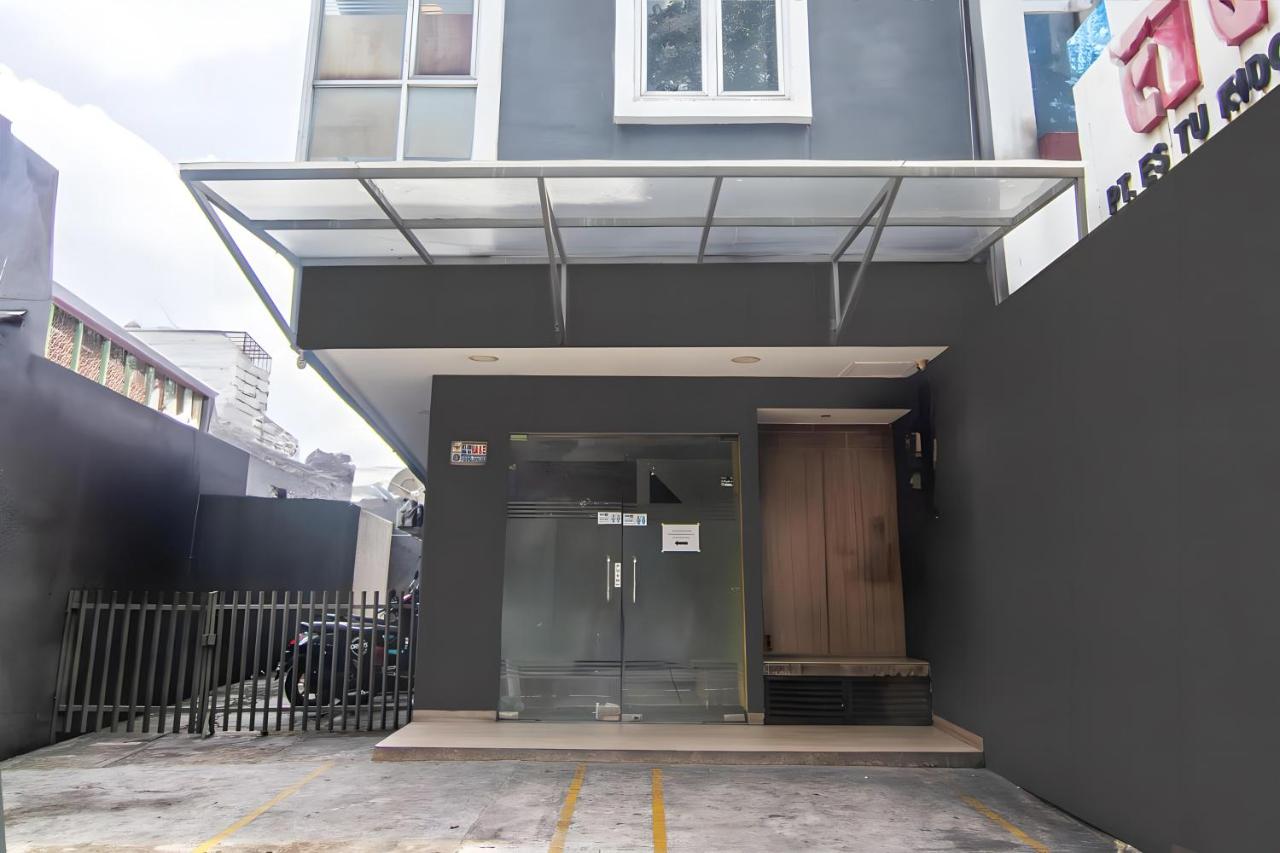 B&B Jakarta - Super OYO Cideng Timur Residence Near MONAS - Bed and Breakfast Jakarta