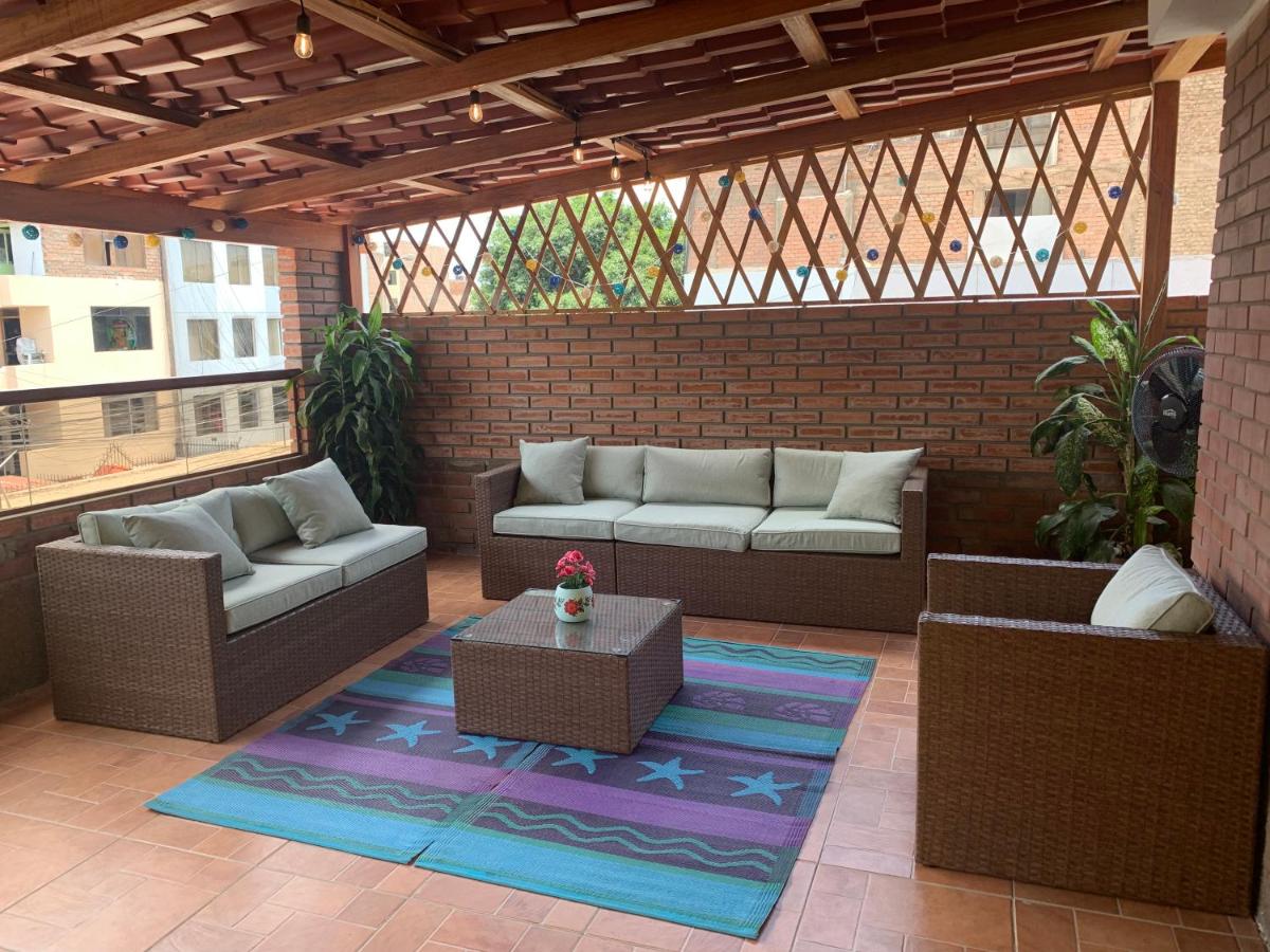 San Miguel, lindo depa, 3 camas, internet y cable - B&B