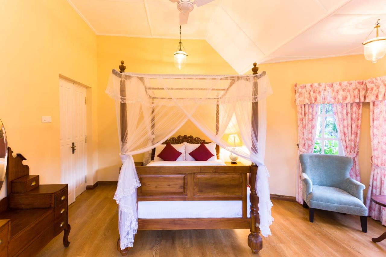 Deluxe Double Room with Mountain View