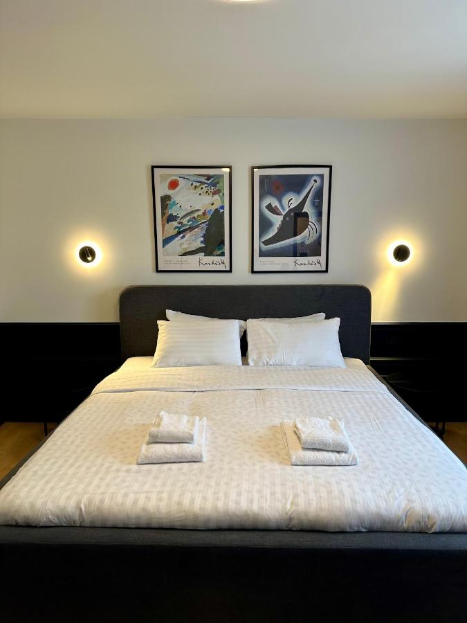 One-Bedroom Suite