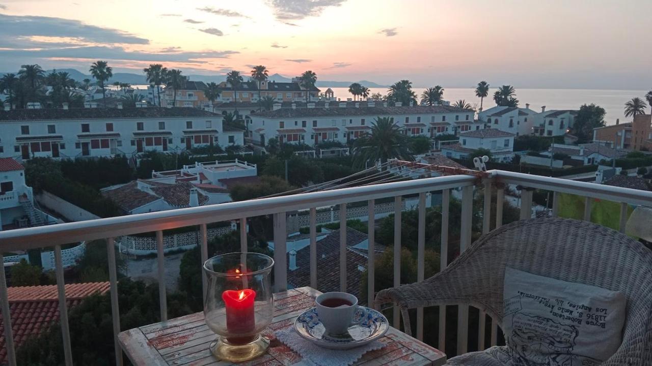Beach apartment,two terraces,parking & WIFI - Bed and Breakfast Denia