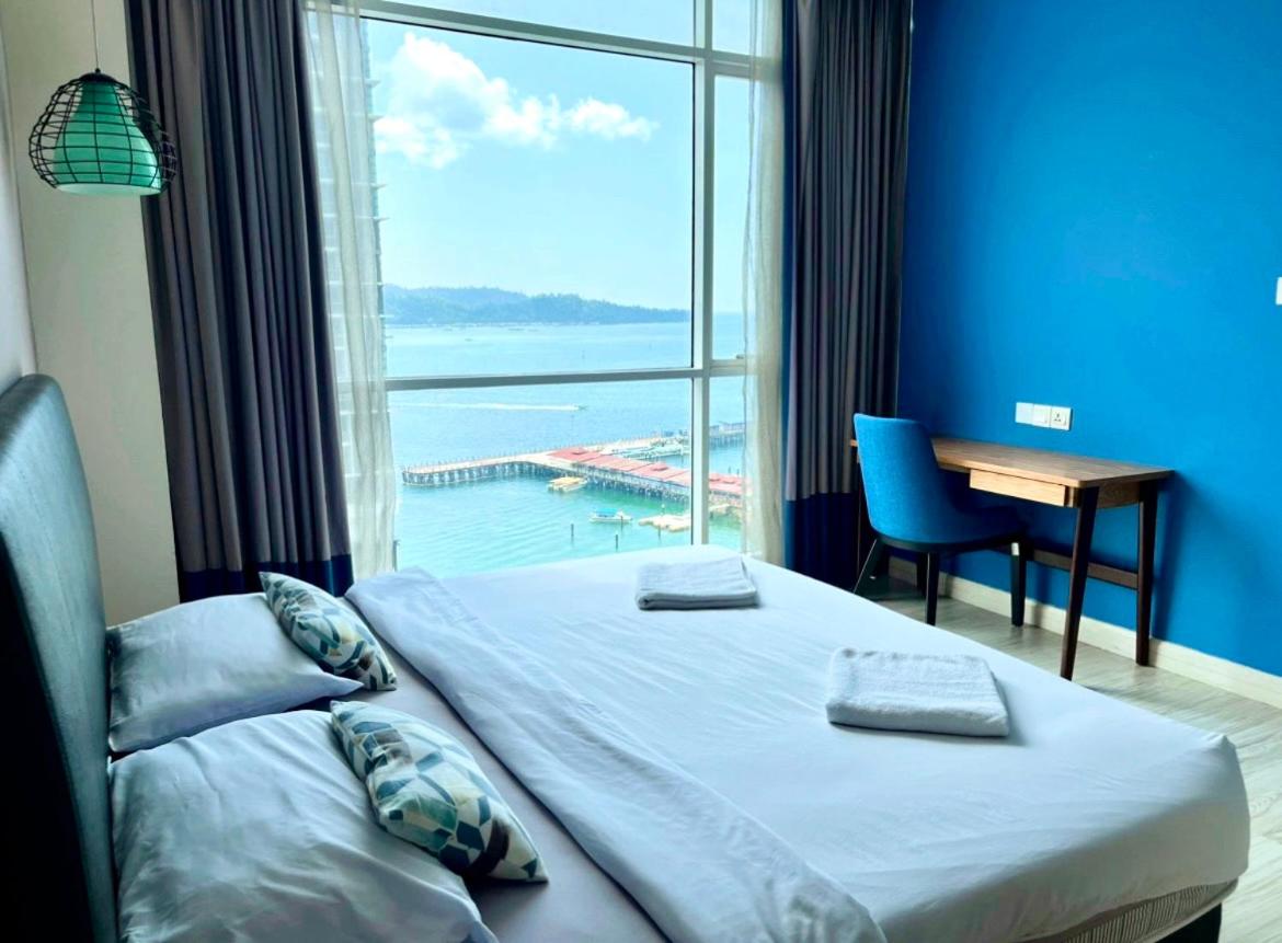 B&B Kota Kinabalu - Seaview Mercure Hotel Suite KK City Center - Bed and Breakfast Kota Kinabalu