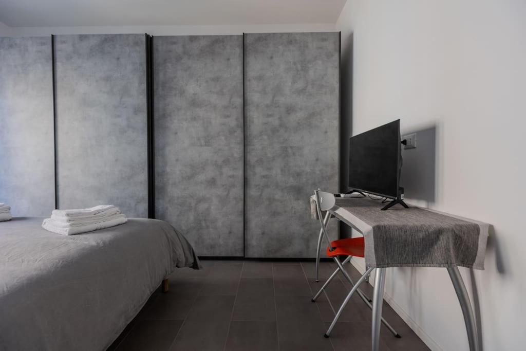GREAT Home LAURENTINA METRO B - B&B Roma