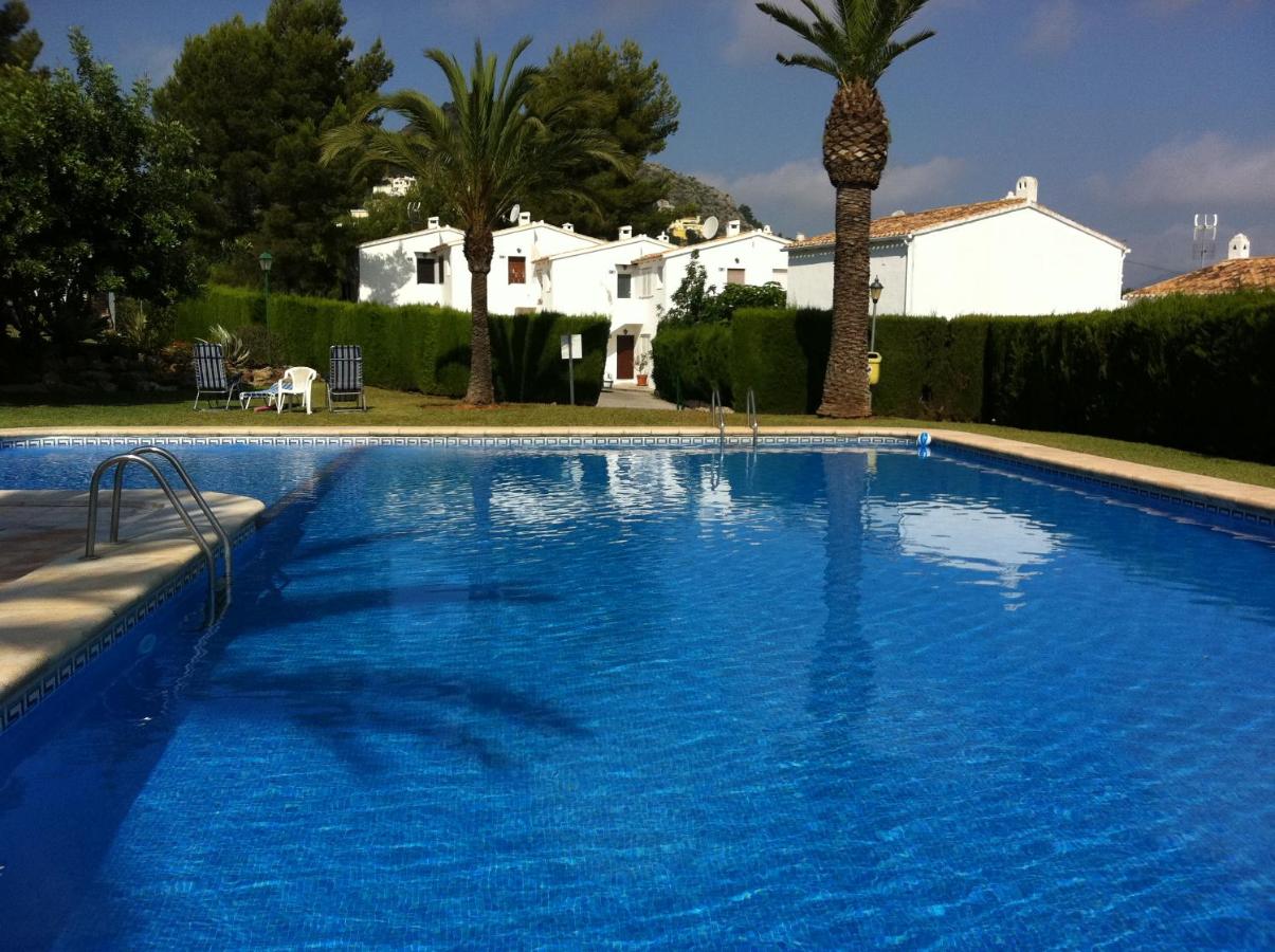 Almendros F - B&B Muntanya la Sella