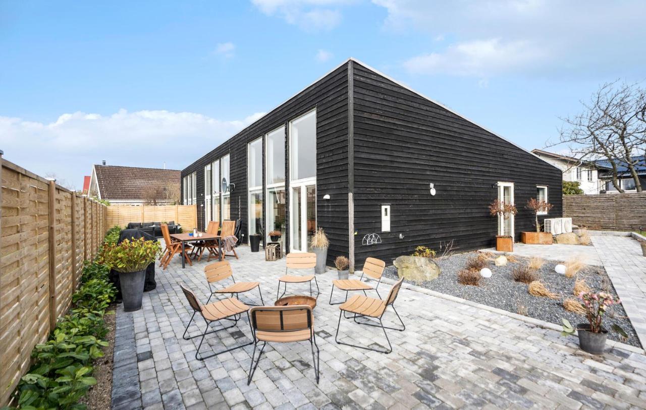 4 Bedroom Lovely Home In Gilleleje - Ferienwohnung Gilleleje