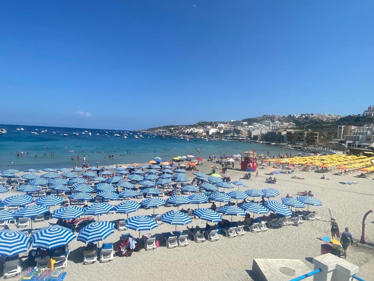 Sunshine Apartments Mellieha - modern three bedroom apartment - Apt No 3 - B&B
