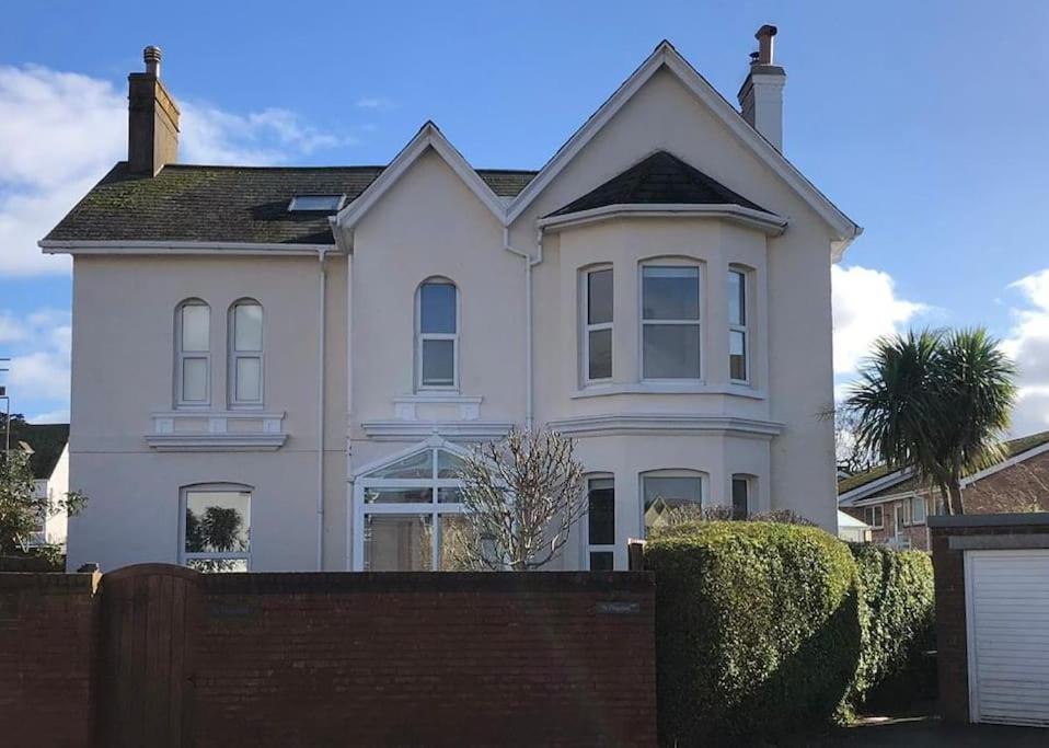 Dog friendly home close to the beach and the town - Ferienwohnung