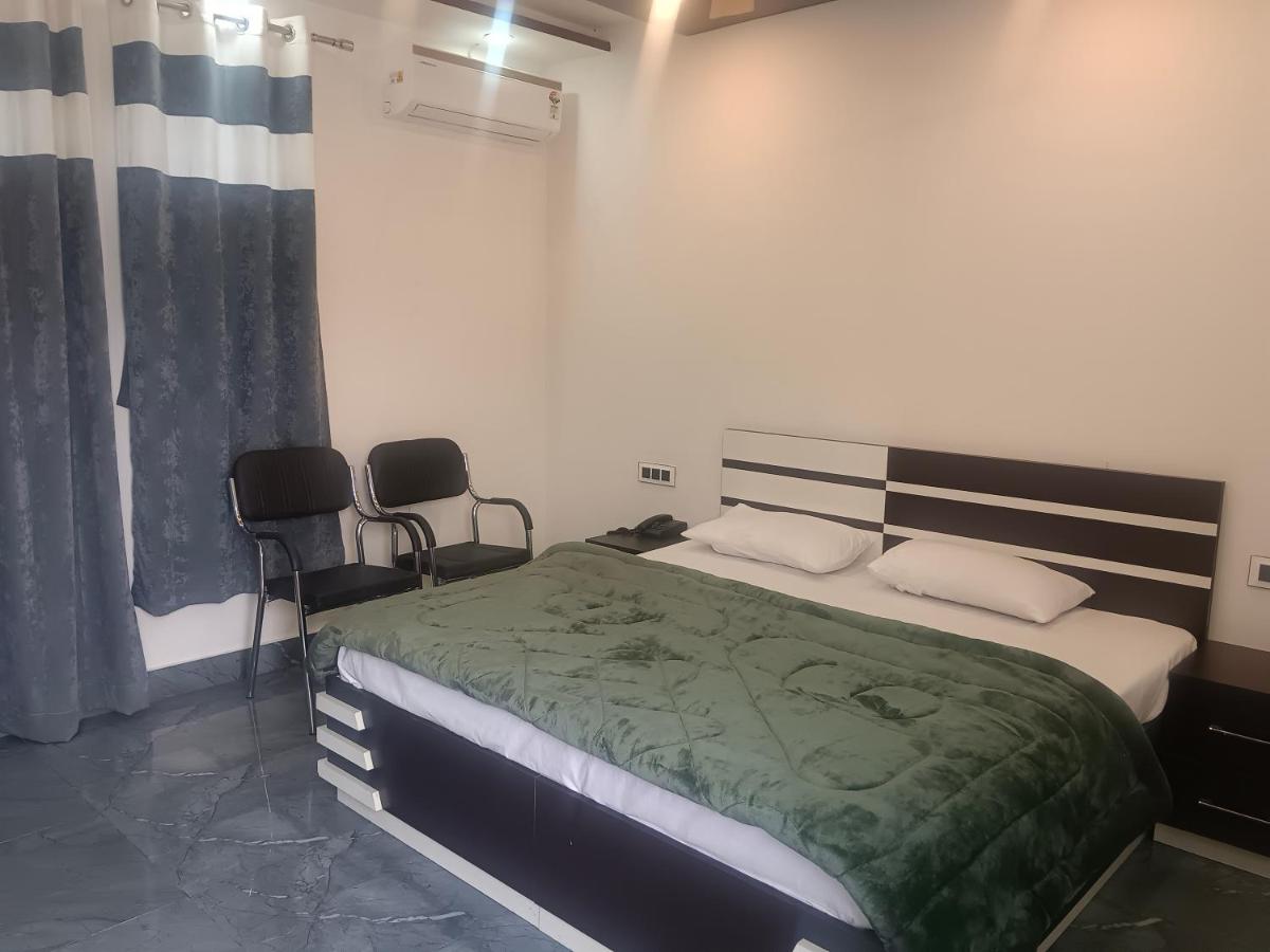Doppelzimmer mit eigenem Bad