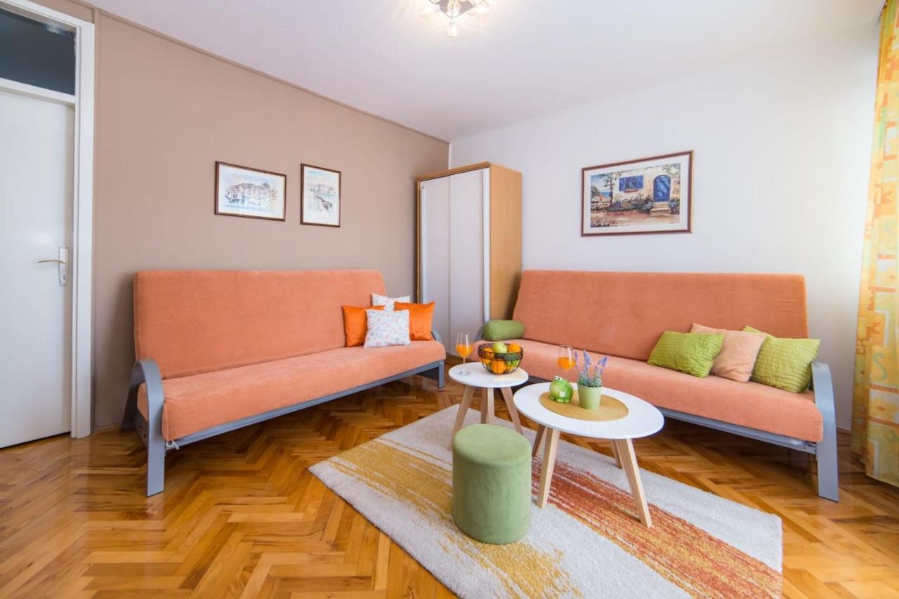 Apartment Orange Oasis - B&B Makarska
