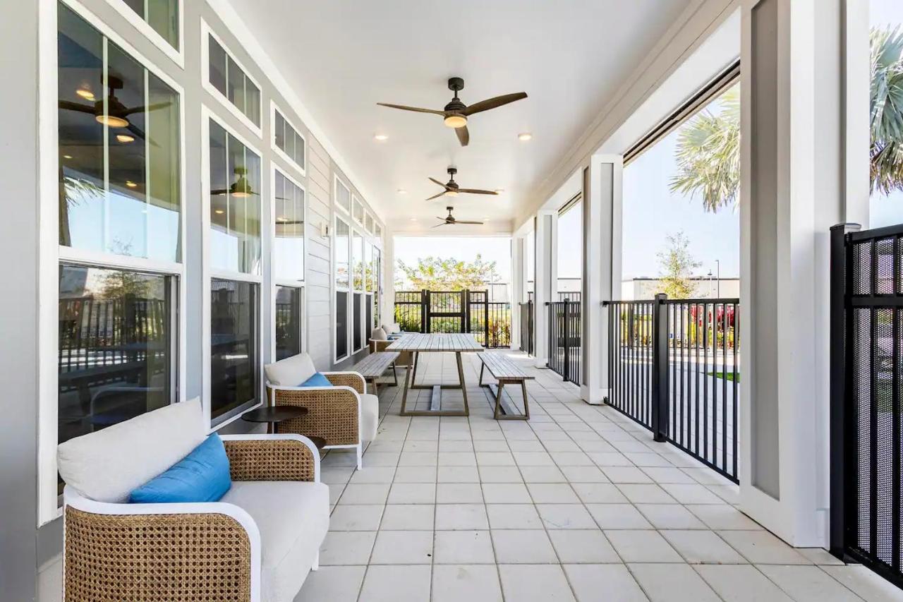 Complete Apartment ,10 Min to Parks Pets Allowed, Resort-Style Amenities - B&B