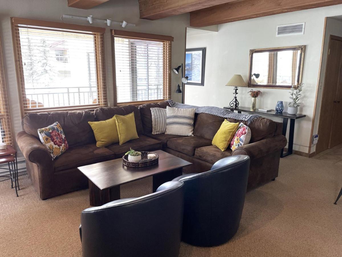 B&B Crested Butte - Spacious 3 Br With Updated Kitchen Condo - Bed and Breakfast Crested Butte