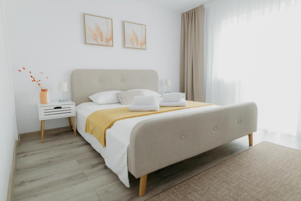 Apart 53 - B&B