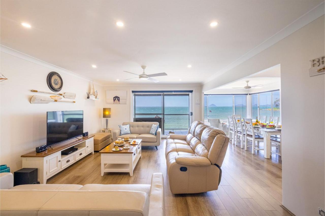 Sunrise Waters 2-63 Soldiers Point Road, stunning waterfront property - B&B