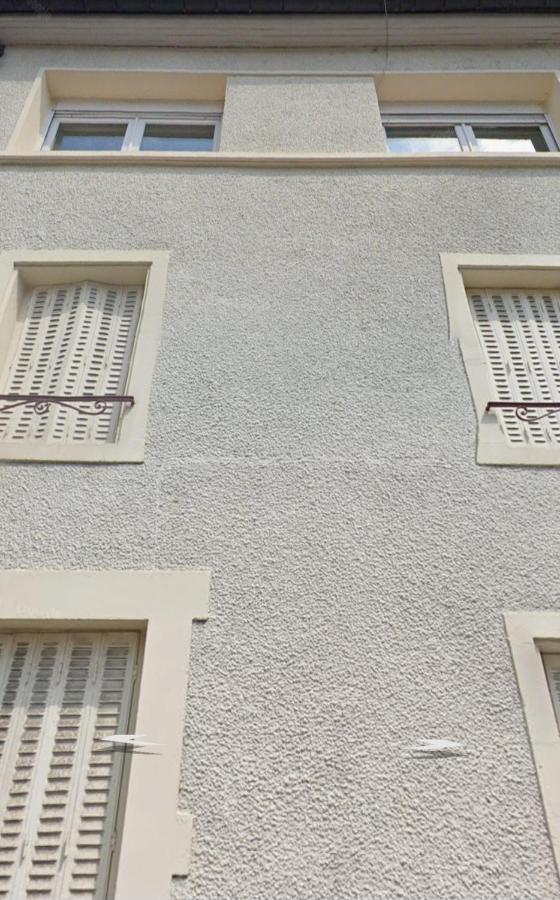 Le Chardon- appartement 2chambres- avec stationnement - Bed and Breakfast