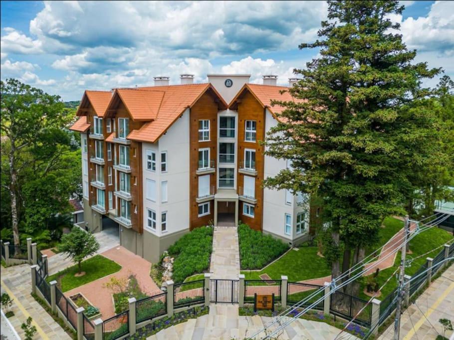 Luxuoso Apartamento em Gramado - 2 Suítes - Chambres d’hôtes