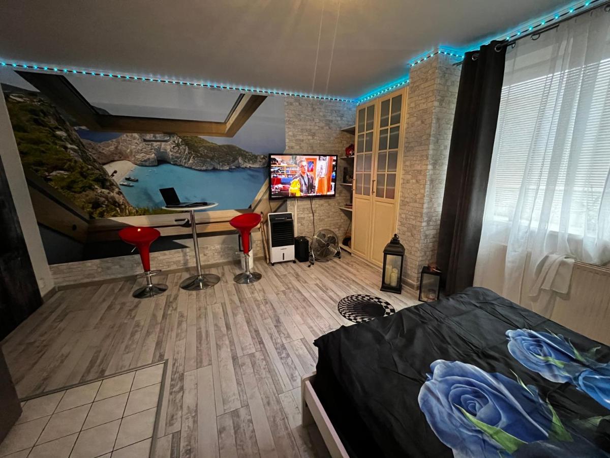 MONFas APARTMENT PROVENCE IN PRAGUE - B&B Prague