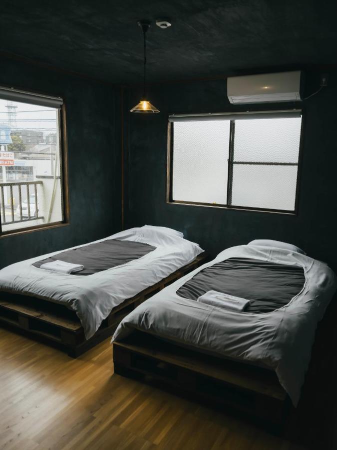 Economy Twin Room