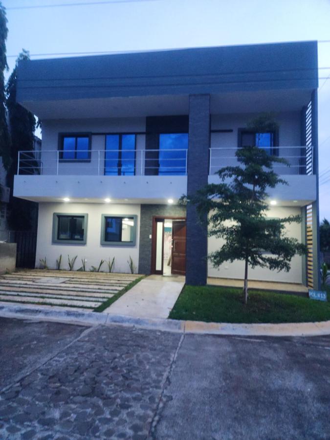 Casa Zelaya en Isla San Blas, La libertad salvador - B&B La Libertad