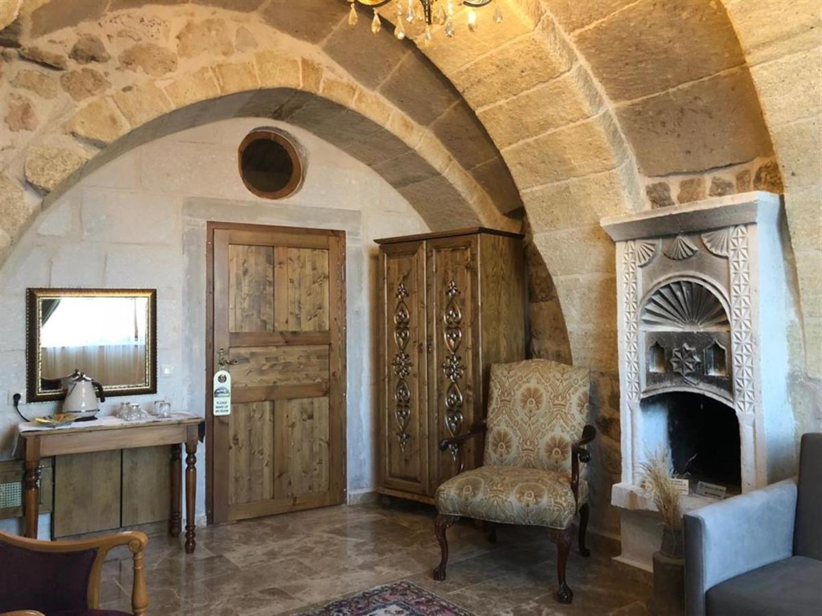 One Bedroom Stone Suite