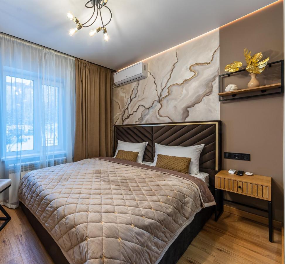 B&B Kyiv - MYFREEDOM Апартаменти пр-т Правди 6 - Bed and Breakfast Kyiv