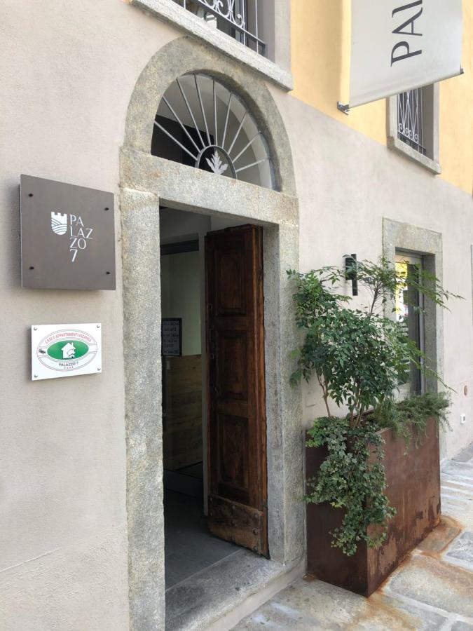 Palazzo 7 Centro Storico NO Pet Friendly Apartment - B&B Domodossola