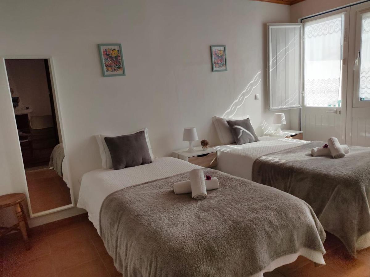 Twin Room with Private External Bathroom