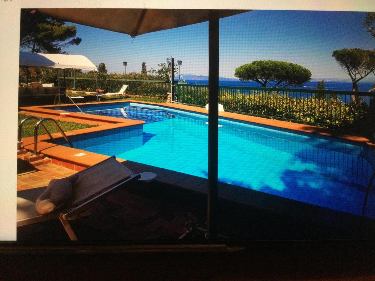 B&B Porto Santo Stefano - Casa con piscina Ilaria - Bed and Breakfast Porto Santo Stefano