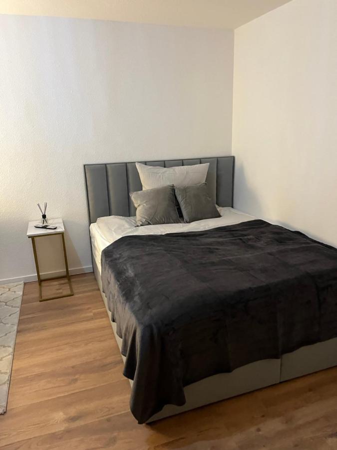 B&B Karlsruhe - City Appartement direkt am Schloss! - Bed and Breakfast Karlsruhe