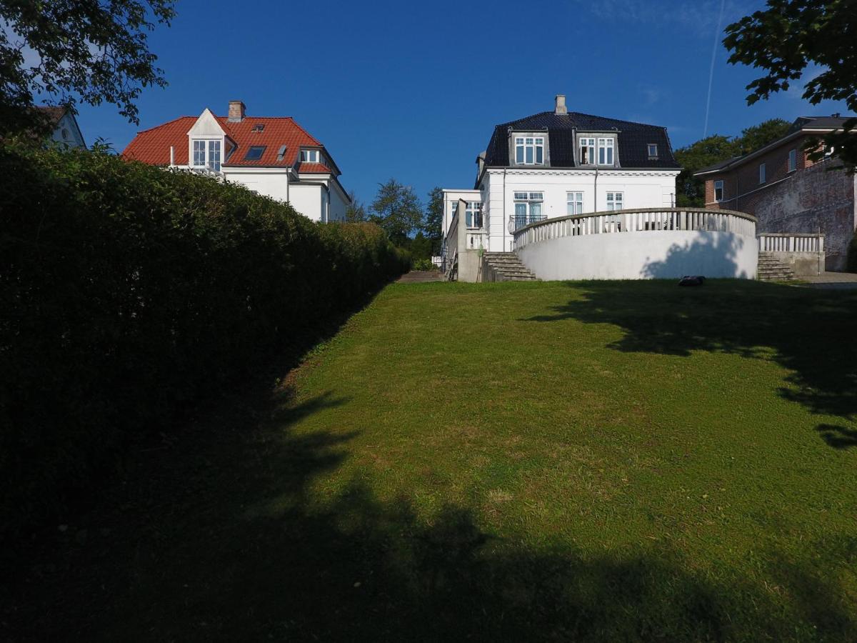 Apartment mit Terrasse