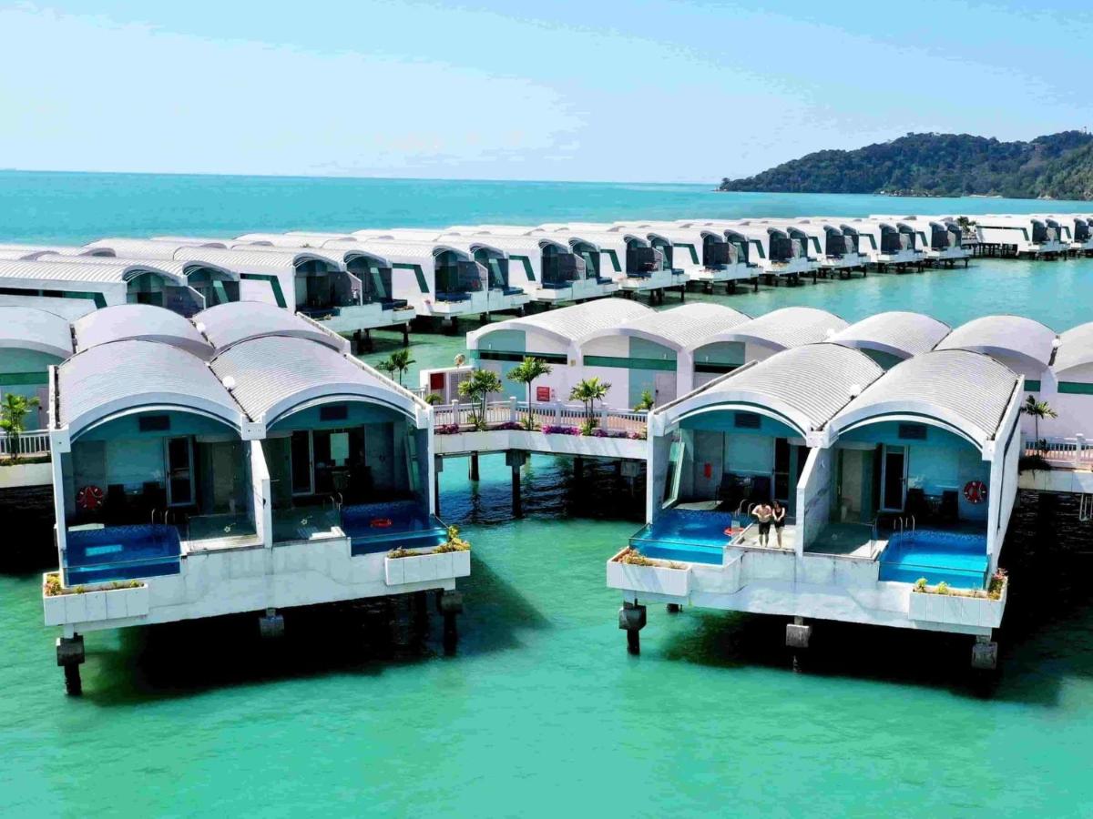 Port Dickson Leisure Water Villa - B&B