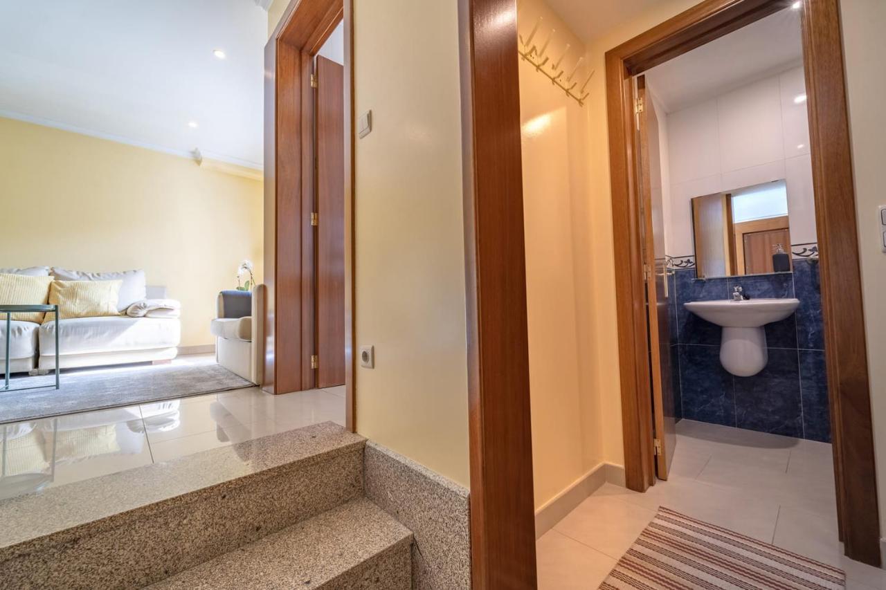 Taxa Duplex - T4 familiar no centro da cidade - Braga - B&B
